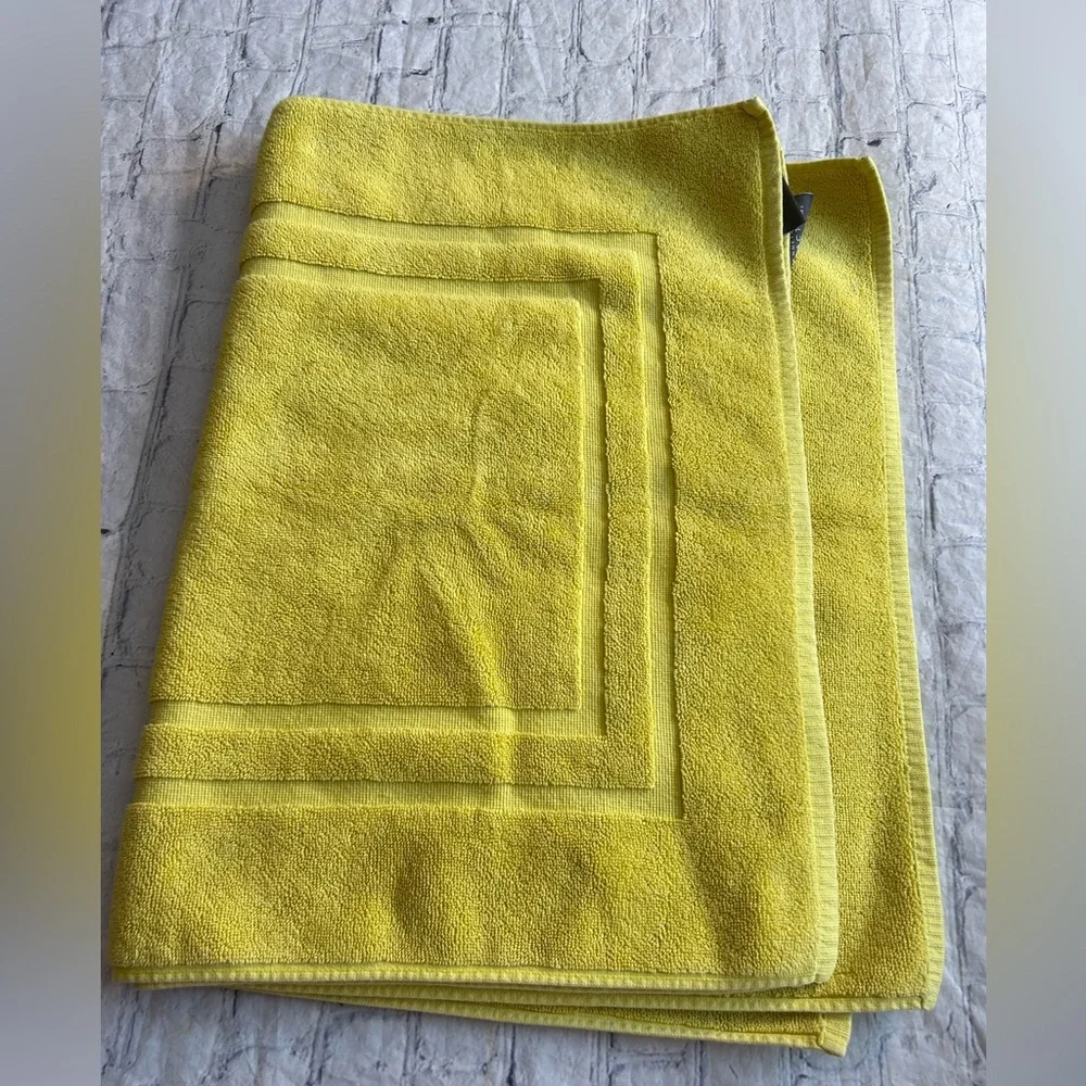 KENNETH COLE REACTION HOME SUNNY YELLOW BATHROOM FLOOR MATS (2) 100% COTTON